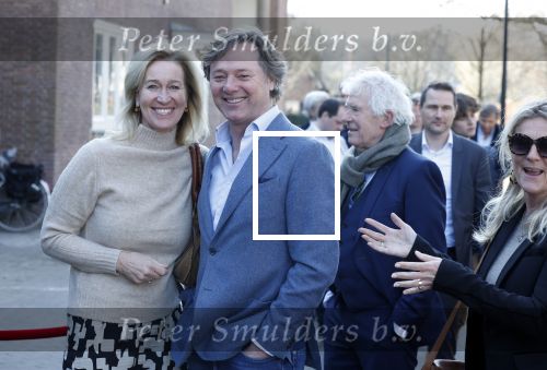 Laren 8 maart 2022
Prinses Beatrix opent een nieuwe gedeelte van het Singer museum in Laren . Prinses Beatrix arriveeert in haar nieuwe verlengde Audi A8 Hybride. Frits Sissing met een kennis