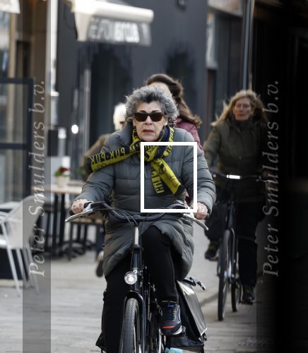 Amsterdam 2 maart 2022
Hanneke Groenteman op de fiets in Amsterdam zuid