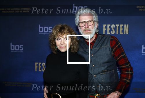Den Haag 9 maart 2022
Premiere Festen in de koninklijke schouwburg van Den haag. Henriette Tol met haar man Snoek