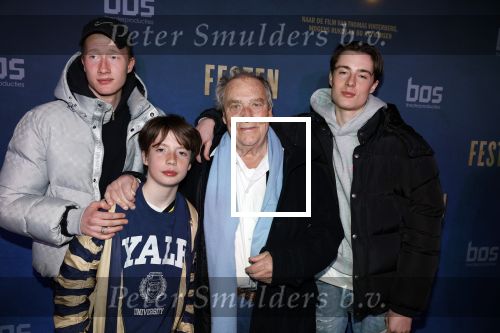 Den Haag 9 maart 2022
Premiere Festen in de koninklijke schouwburg van Den haag. Jules Croiset kwam met zijn kleinkinderen