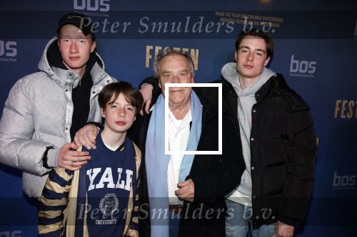 Den Haag 9 maart 2022
Premiere Festen in de koninklijke schouwburg van Den haag. Jules Croiset kwam met zijn kleinkinderen