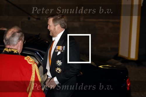 Amsterdam 5 april 2022
Koningin Maxima , Koning Willem Alexander en prinses Beatrix vertrekken na een staatsbanket met de president van India bij het Paleis op de Dam.
