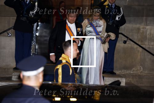 Amsterdam 5 april 2022
Koningin Maxima , Koning Willem Alexander en prinses Beatrix vertrekken na een staatsbanket met de president van India bij het Paleis op de Dam.
