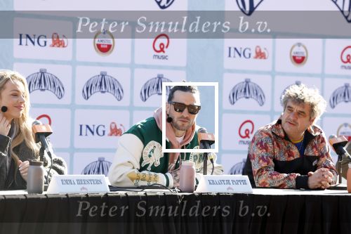 Amsterdam 8 maart 2022
Presentatie concert the streamers in het Olympisch stadion . Aanwezig oa Guus Meeuwis Suzanne en Freek Mc Snelle Maan Frank Lammers Thomas Acda Paul de Munnik Simon Keizer Nick Schilder Roel v Velzen Ronnie Flex Emma Heesters Diggie Dex Kraantje Pappie  Rolf Sanchez  en Paul de Leeuw .