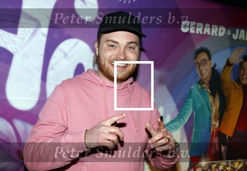 Amsterdam 4 april 2022
Presentatie toppers in de arena.
Aanwezig oa Jan Smit Jeroen v d Boom  en Rene Froger. Maradonnie