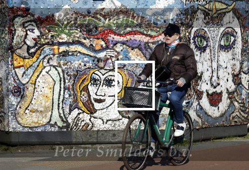 Amsterdam 7 maart 2022
Marc Marie Huybregts op de fiets in Amsterdam zuid.