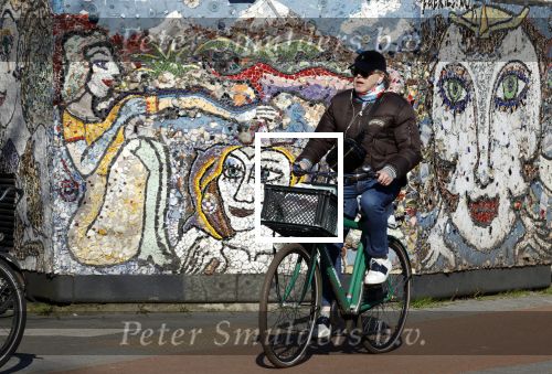 Amsterdam 7 maart 2022
Marc Marie Huybregts op de fiets in Amsterdam zuid.