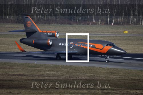 Eindhoven Tilburg 5 maart 2022
Max Verstappen zijn familie en manager Raymond Vermeulen landen met de private Jet van Max op eindhoven Airport . Ze kwamen van ibiza waar ze de verjaardag van Jos Verstappen (50) hebben gevierd. Max had daarna een afspraak in Tilburg.