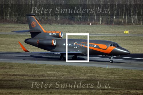 Eindhoven Tilburg 5 maart 2022
Max Verstappen zijn familie en manager Raymond Vermeulen landen met de private Jet van Max op eindhoven Airport . Ze kwamen van ibiza waar ze de verjaardag van Jos Verstappen (50) hebben gevierd. Max had daarna een afspraak in Tilburg.
