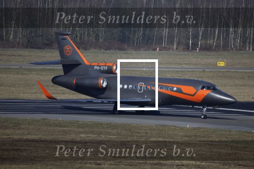 Eindhoven Tilburg 5 maart 2022
Max Verstappen zijn familie en manager Raymond Vermeulen landen met de private Jet van Max op eindhoven Airport . Ze kwamen van ibiza waar ze de verjaardag van Jos Verstappen (50) hebben gevierd. Max had daarna een afspraak in Tilburg.