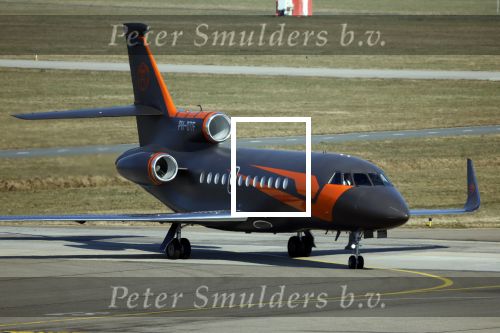 Eindhoven Tilburg 5 maart 2022
Max Verstappen zijn familie en manager Raymond Vermeulen landen met de private Jet van Max op eindhoven Airport . Ze kwamen van ibiza waar ze de verjaardag van Jos Verstappen (50) hebben gevierd. Max had daarna een afspraak in Tilburg.