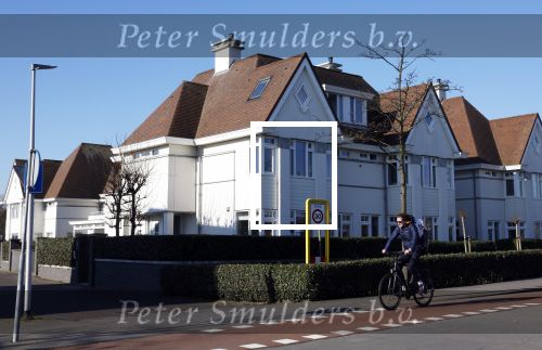 Noordwijk 4 en 5 maart 2022
Maxime Meiland en haar verloofde Leroy hebben een nieuw huis gekocht . Het oude huis is al verkocht.