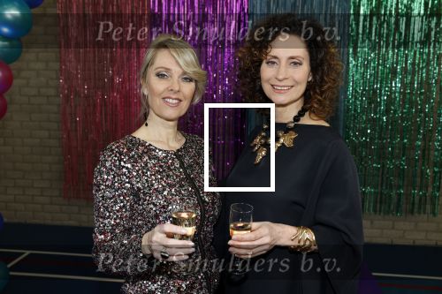 Maarssenbroek 1 maart 2022
Presentatie van Musical the Prom met rollen voor oa Pia Douwes Dennis Willekens Joke de Kruijf Barry Beijer Wieneke Remmers en Rogier Komproe. Hans Cornelissen is de producent.