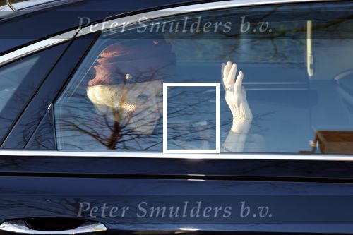 Laren 8 maart 2022
Prinses Beatrix opent een nieuwe gedeelte van het Singer museum in Laren . Prinses Beatrix arriveeert in haar nieuwe verlengde Audi A8 Hybride.