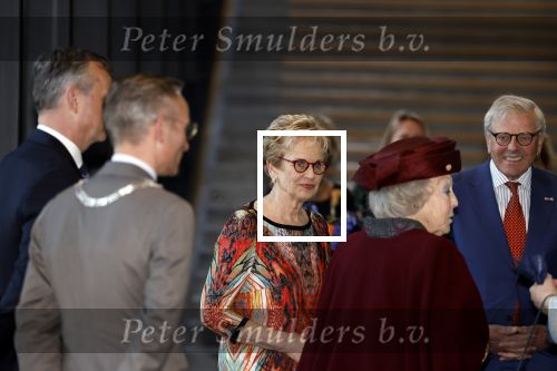 Laren 8 maart 2022
Prinses Beatrix opent een nieuwe gedeelte van het Singer museum in Laren . Prinses Beatrix arriveeert in haar nieuwe verlengde Audi A8 Hybride. prinses Beatrix wordt rond geleid door Els Blokker