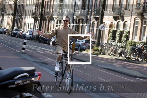 Amsterdam 10 maart 2022
Selwyn Senatori op zijn fiets in Amsterdam zuid
