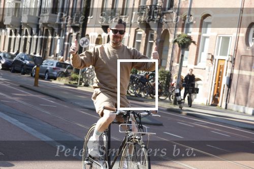 Amsterdam 10 maart 2022
Selwyn Senatori op zijn fiets in Amsterdam zuid