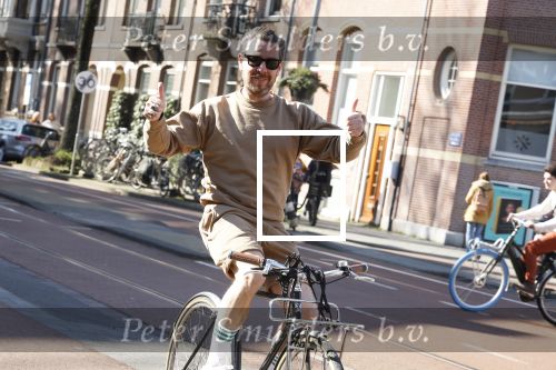Amsterdam 10 maart 2022
Selwyn Senatori op zijn fiets in Amsterdam zuid