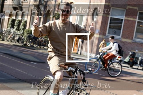 Amsterdam 10 maart 2022
Selwyn Senatori op zijn fiets in Amsterdam zuid
