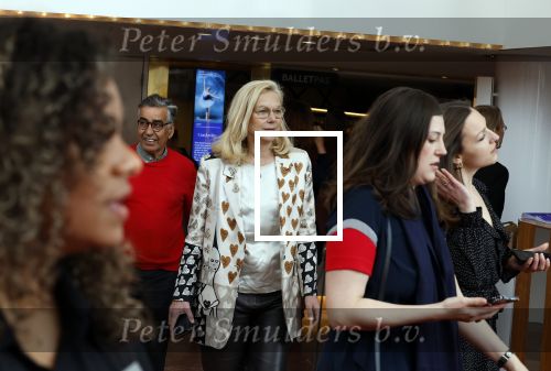 Amsterdam 3 april 2022
Sigrid Kaag en haar man Anis al-Qaq samen bij premiere Nationaal Ballet in de stopera.