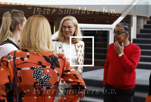 Amsterdam 3 april 2022
Sigrid Kaag en haar man Anis al-Qaq samen bij premiere Nationaal Ballet in de stopera.