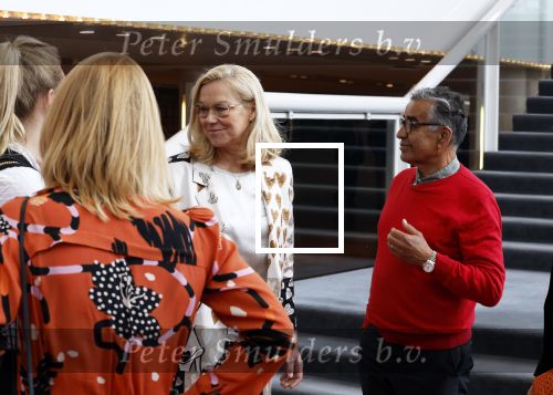 Amsterdam 3 april 2022
Sigrid Kaag en haar man Anis al-Qaq samen bij premiere Nationaal Ballet in de stopera.