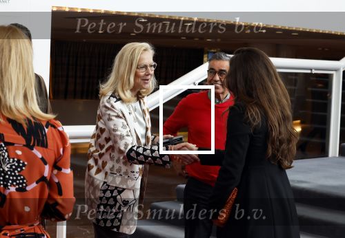 Amsterdam 3 april 2022
Sigrid Kaag en haar man Anis al-Qaq samen bij premiere Nationaal Ballet in de stopera.