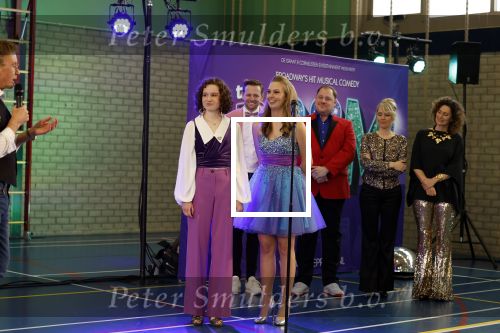 Maarssenbroek 1 maart 2022
Presentatie van Musical the Prom met rollen voor oa Pia Douwes Dennis Willekens Joke de Kruijf Barry Beijer Wieneke Remmers en Rogier Komproe. Hans Cornelissen is de producent. Soraya Gerrits