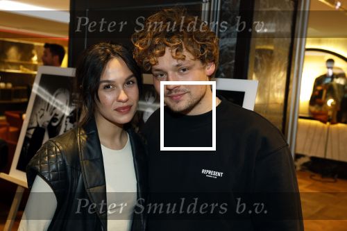 Amsterdam 1 april 2022
Opening expositie Louise Schiffmacher . Henk Schiffmacher was natuurlijk aanwezig. Soy Kroon en Holly Brood