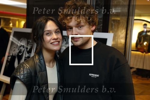 Amsterdam 1 april 2022
Opening expositie Louise Schiffmacher . Henk Schiffmacher was natuurlijk aanwezig. Soy Kroon en Holly Brood