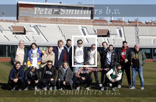 Amsterdam 8 maart 2022
Presentatie concert the streamers in het Olympisch stadion . Aanwezig oa Guus Meeuwis Suzanne en Freek Mc Snelle Maan Frank Lammers Thomas Acda Paul de Munnik Simon Keizer Nick Schilder Roel v Velzen Ronnie Flex Emma Heesters Diggie Dex Kraantje Pappie  Rolf Sanchez  en Paul de Leeuw .
