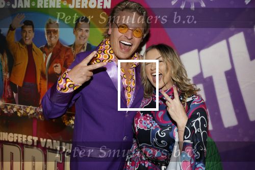 Amsterdam 4 april 2022
Thomas Berge en zijn vriendin Elianne bij presentatie toppers in de arena.
Aanwezig oa Jan Smit Jeroen v d Boom  en Rene Froger