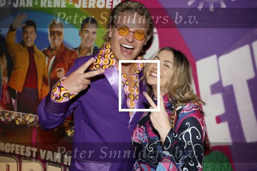 Amsterdam 4 april 2022
Thomas Berge en zijn vriendin Elianne bij presentatie toppers in de arena.
Aanwezig oa Jan Smit Jeroen v d Boom  en Rene Froger