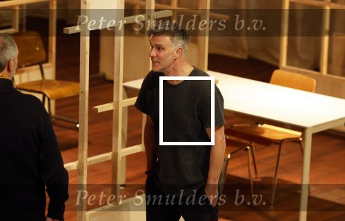 Den Haag 9 maart 2022
Premiere Festen in de koninklijke schouwburg van Den haag. oa in de cast zitten Peter Heerschop Viggo Waas Vincent Croiset Stephanie Louwrier en Maartje v d Wetering