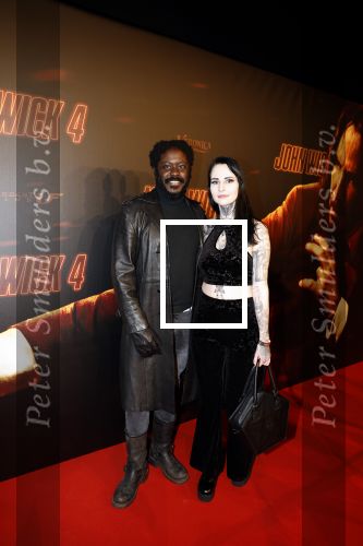 Amsterdam 21 maart 2023
Premiere JohnWick in de kromhouthallen.
Andre Dongelmans met een vriendin