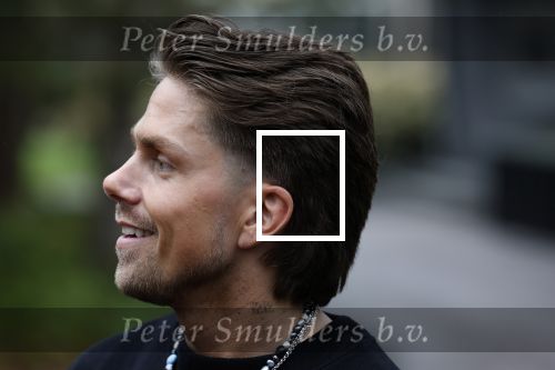 Hilversum 6 april 2023
Andre Hazes verlaat het pand van talpa/radio538 met Djarno Hofland Riccardo Klaverdijk Jaap Hilhorst en documentairemaakster Cheeru Mampaey.
Hij staat Aran Bade van RTL Boulevard te woord.