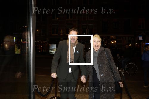 Amsterdam 15 maart 2023
Premiere de Verleiders in het deLaMar Theater.
Anita Witzier met haar man Michiel