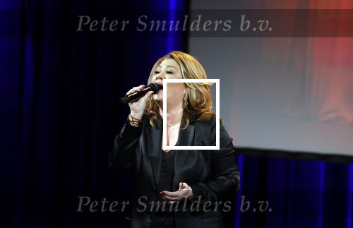 Zeist 26 maart 2023
Hans Kazan viert zijn 70e verjaardag en presenteert zijn boek. Ook krijgt hij een koninklijke onderscheiding in het Figi Theater/Hotel. Antje Monteiro