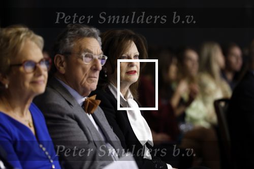Amsterdam 26 maart 2023
Modeshow Paul Schulten in Hotel Okura.
Barbara Plugge met man