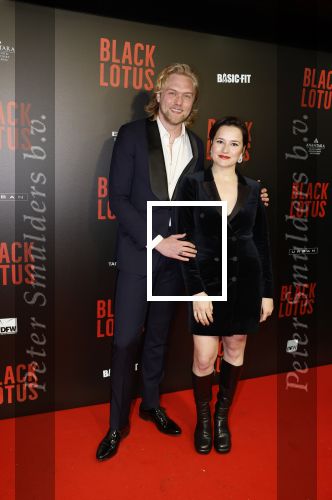 Amsterdam 10 april 2023
Premiere Black Lotus in Tuschinski met Rico Verhoeven in de hoofdrol.
Barbara Sloesen met partner