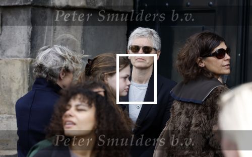 Amsterdam 15 april 2023
Herdenkingstdienst vooraf aan de begrafenis van Huub Oosterhuis in de Westertoren . Daarna gingen ze met de boot naar begraafplaats Zorgvlied. Benedicte Ficq met partner
