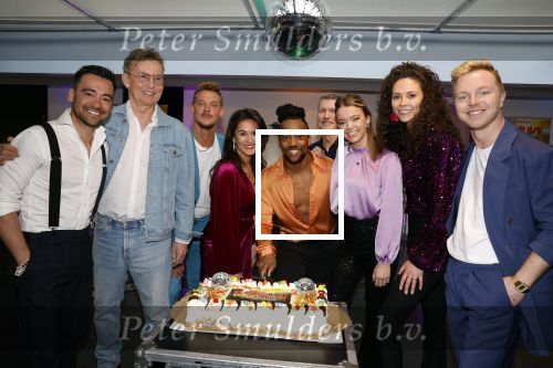 Utrecht 18 april 2023
Presentatie Staying alive disco feaver met oa Ferry Doedens Esmee Dekker Nigel Brown Judith v d Wijst Martijn Vogel en Linda Verstraten. Hans Cornelisse is de producent.