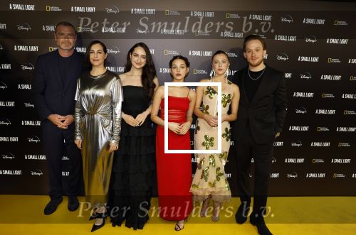 Amsterdam 17 april  2023
Premiere a small light in Tuschinski.
Cast met  Liev Schreiber Bel Powley Joe Cole Amira Casar Billie Boullet en Ashley Brooke