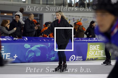 Heerenveen 19 maart 2023
De hollandse 100 in Thialf.  Naomi v d Zwaan en Cheeru Mampaey