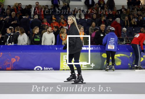 Heerenveen 19 maart 2023
De hollandse 100 in Thialf.  Naomi v d Zwaan en Cheeru Mampaey