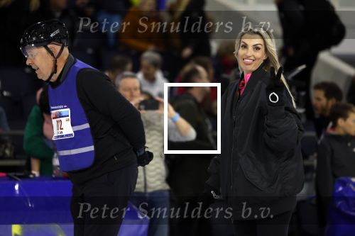 Heerenveen 19 maart 2023
De hollandse 100 in Thialf.  Naomi v d Zwaan en Cheeru Mampaey