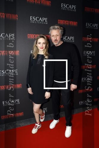 Amsterdam 30 maart 2023
Premiere show forever young in de escape.
Daan Schuurmans en zijn vrouw Bracha v Doesburgh