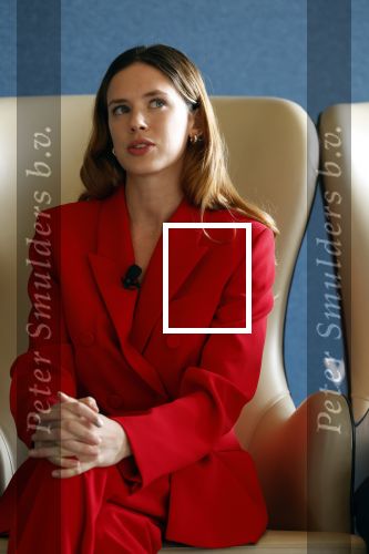 Amsterdam 16 maart 2023
Presentatie serie over koningin Maxima die Videoland uit gaat zenden.
Presentatie was in het Amstel Hotel . Martijn lakemeier Gaat Koning Willem Alexander spelen en de Argentijnse actrice Delfina Chaves speelt Koningin Maxima . Daphne Bunskoek presenteerde het.
Ook Peter v d Vorst en Rachel van Bommel (producente) waren ook aanwezig.