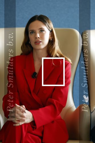 Amsterdam 16 maart 2023
Presentatie serie over koningin Maxima die Videoland uit gaat zenden.
Presentatie was in het Amstel Hotel . Martijn lakemeier Gaat Koning Willem Alexander spelen en de Argentijnse actrice Delfina Chaves speelt Koningin Maxima . Daphne Bunskoek presenteerde het.
Ook Peter v d Vorst en Rachel van Bommel (producente) waren ook aanwezig.