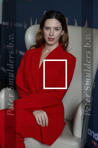 Amsterdam 16 maart 2023
Presentatie serie over koningin Maxima die Videoland uit gaat zenden.
Presentatie was in het Amstel Hotel . Martijn lakemeier Gaat Koning Willem Alexander spelen en de Argentijnse actrice Delfina Chaves speelt Koningin Maxima . Daphne Bunskoek presenteerde het.
Ook Peter v d Vorst en Rachel van Bommel (producente) waren ook aanwezig.